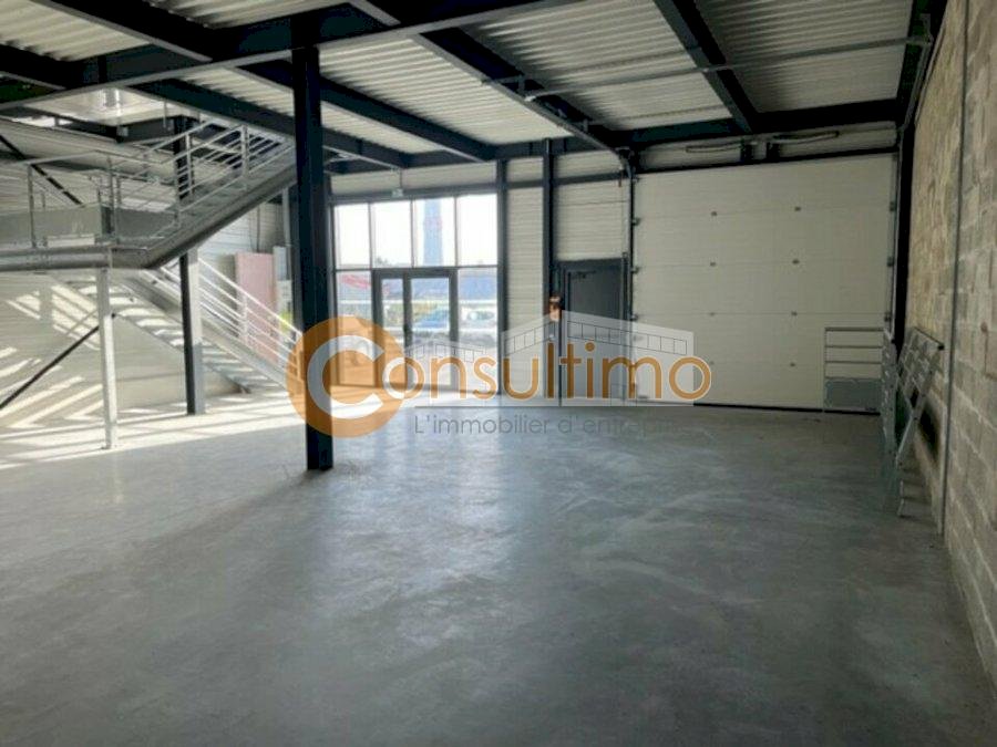 Local d'activité à louer 249 m² - Artigues-près-Bordeaux