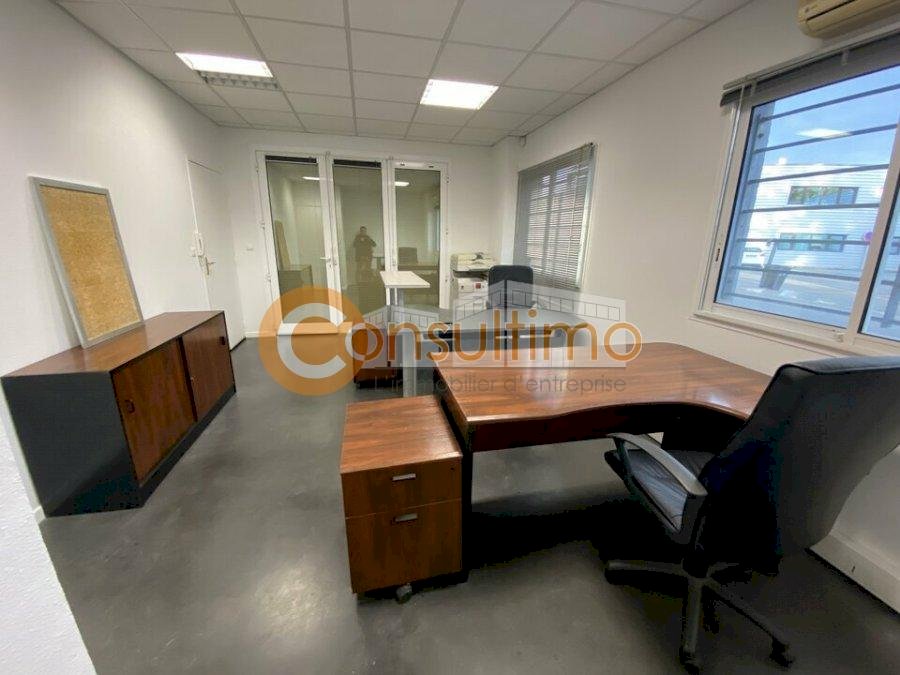 Bureau à louer 25 m² - Cenon