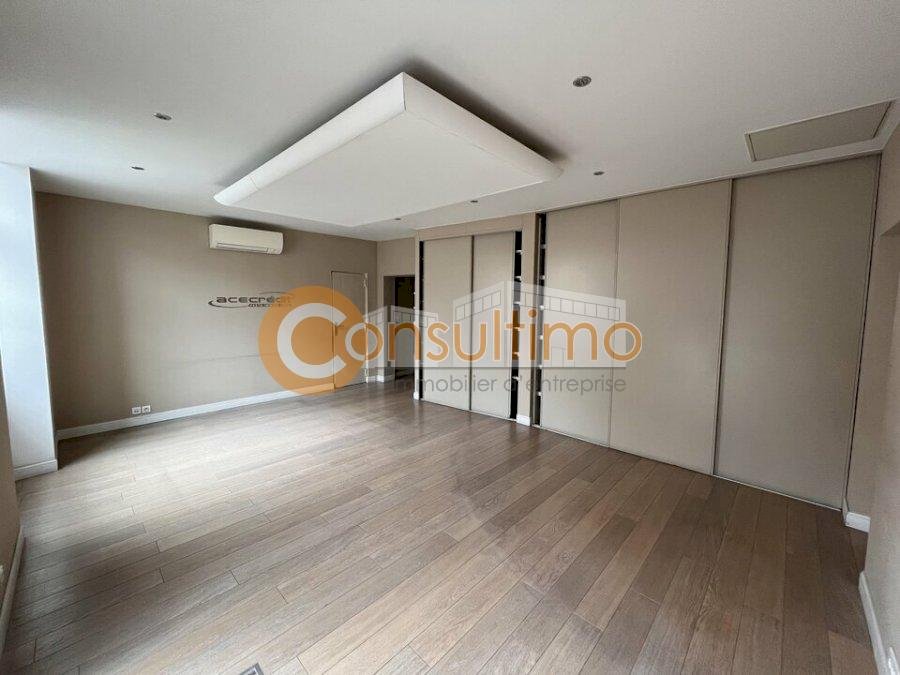 Bureau à louer 94 m² - La Teste-de-Buch