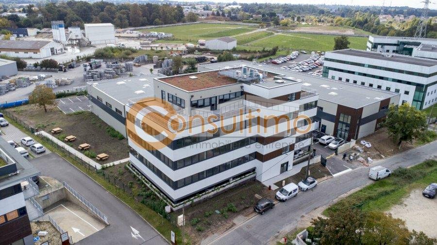 Produit investisseur à acheter 190 m² - Artigues-près-Bordeaux