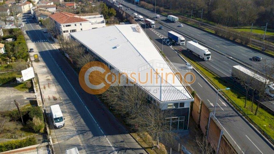 Local commercial à louer 171 m² - Carbon-Blanc