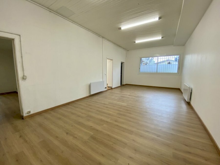 Local commercial à louer 115 m² - Saint-Médard-en-Jalles