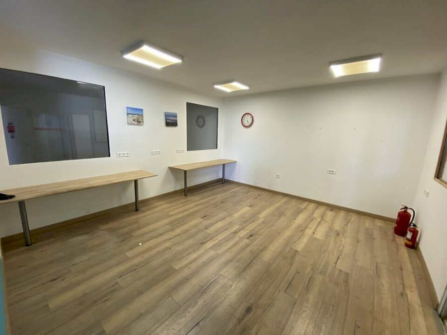 Local d'activité à louer 300 m² - Mios