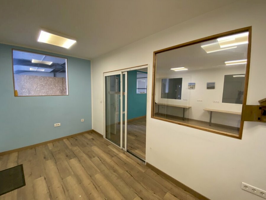Local d'activité à louer 300 m² - Mios