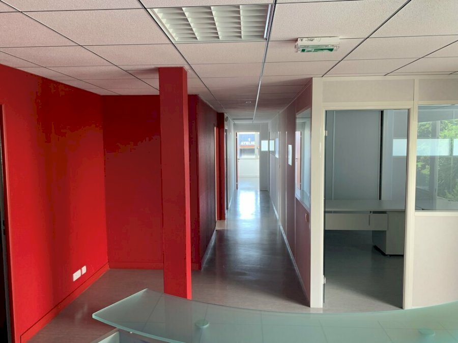 Bureau à louer 228 m² - Latresne