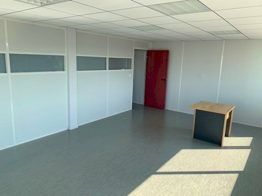 Bureau à louer 228 m² - Latresne