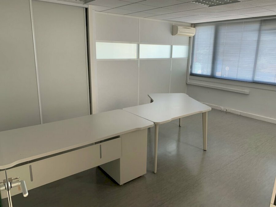 Bureau à louer 228 m² - Latresne