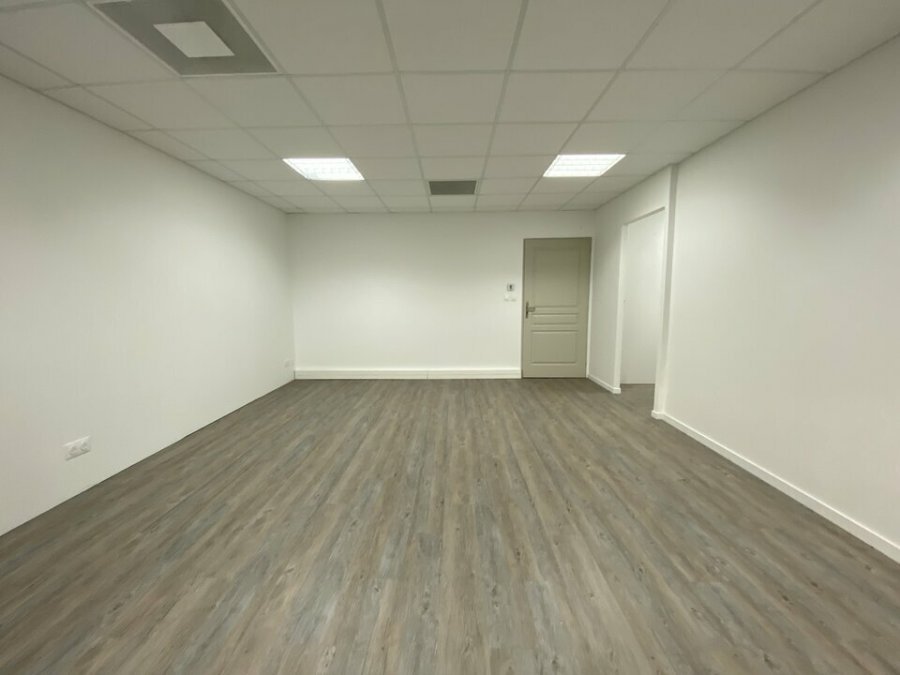 Bureau à louer 46 m² - Bruges