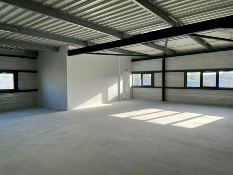 Local d'activité à louer 249 m² - Artigues-près-Bordeaux