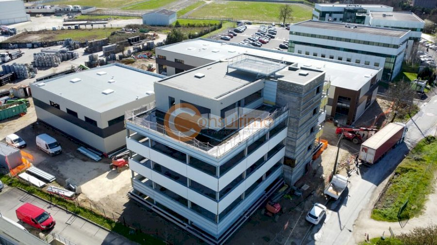 Local d'activité à louer 249 m² - Artigues-près-Bordeaux