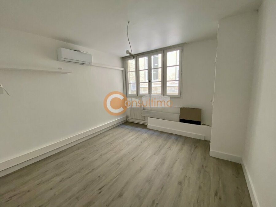 Bureau à louer 126 m² - Bordeaux