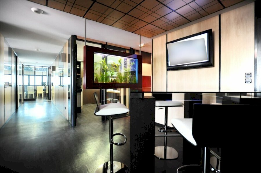 Bureau à louer 42 m² - Cenon