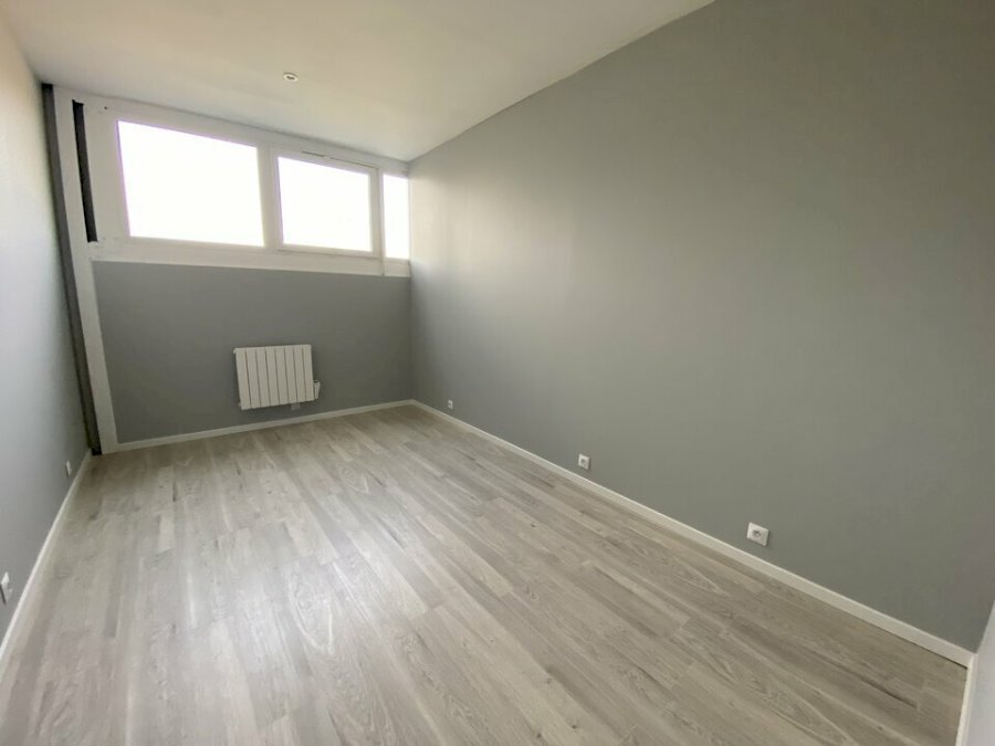 Local d'activité à louer 165 m² - Beychac-et-Caillau