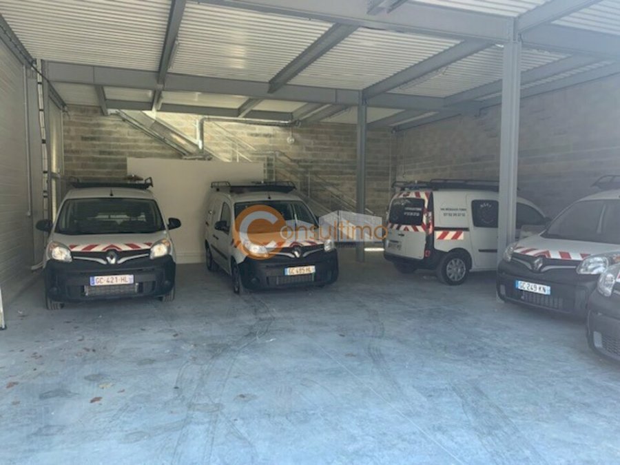 Local d'activité à louer 302 m² - Gradignan