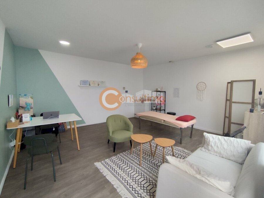 Bureau à louer 23 m² - Tresses
