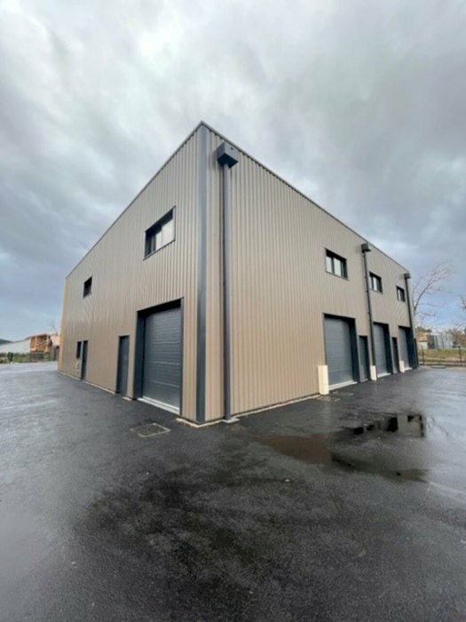 Local d'activité à louer 66 m² - Audenge