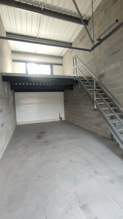 Local d'activité à louer 66 m² - Audenge