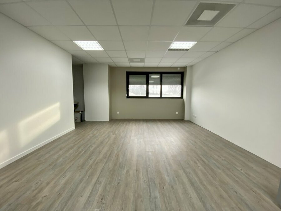 Bureau à louer 66 m² - Bruges