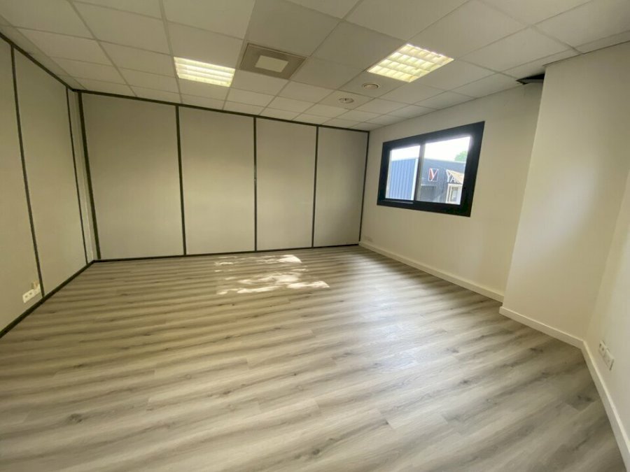 Bureau à louer 100 m² - Bordeaux