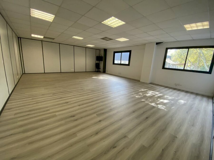 Bureau à louer 100 m² - Bordeaux