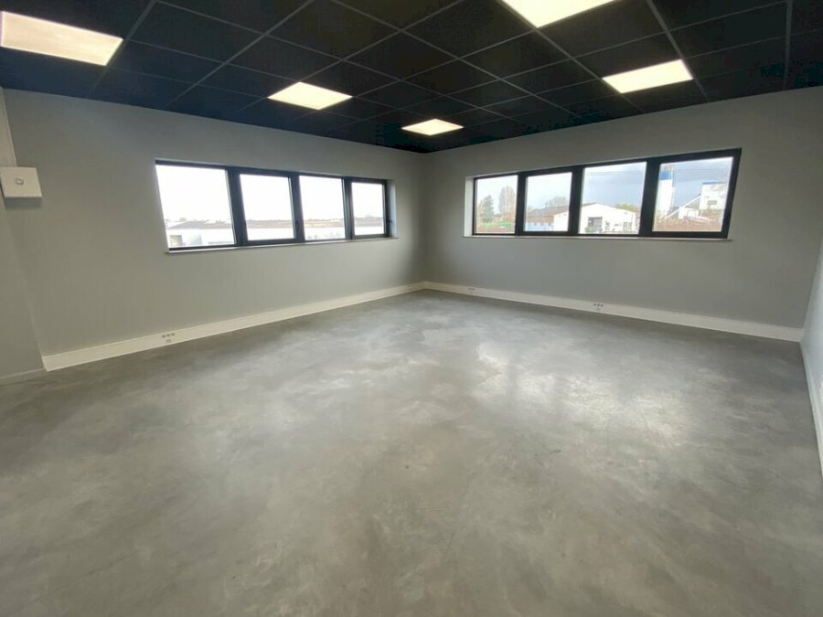 Bureau à louer 80 m² - Artigues-près-Bordeaux