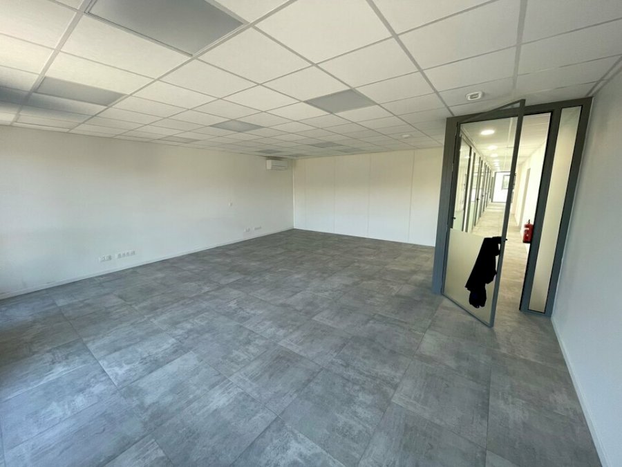 Bureau à louer 30 m² - Montussan
