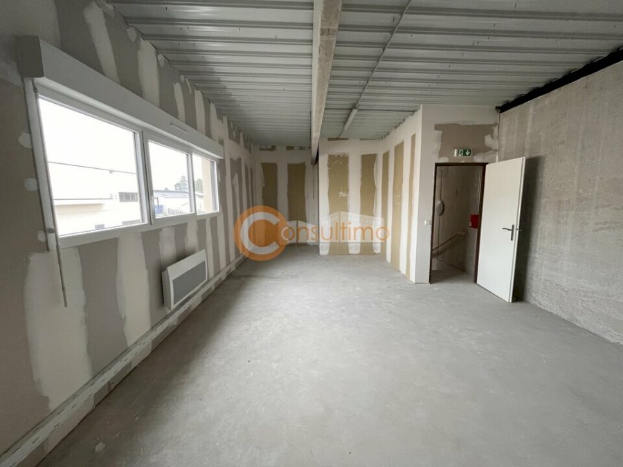 Local d'activité à acheter 187 m² - Mios