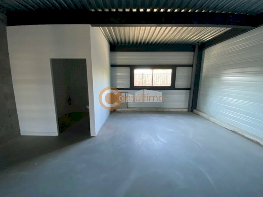 Local d'activité à louer 140 m² - Gujan-Mestras