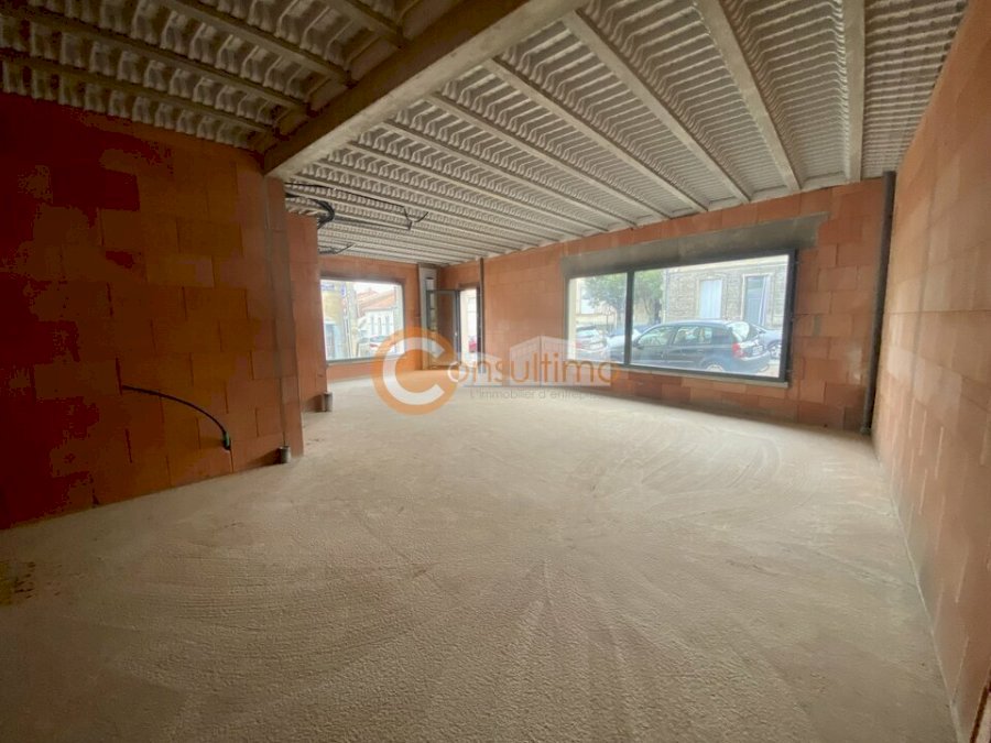 Local d'activité à louer 61 m² - Bordeaux