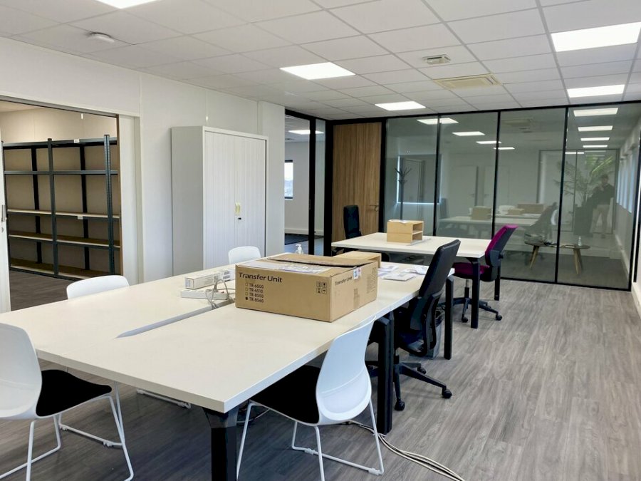 Bureau à acheter 290 m² - Tresses
