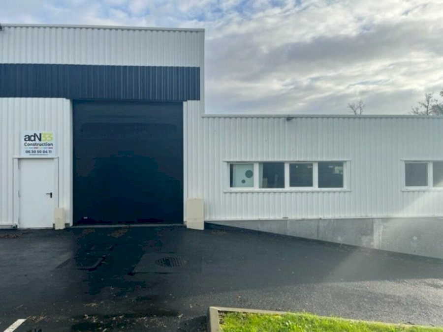 Local d'activité à louer 360 m² - Montussan