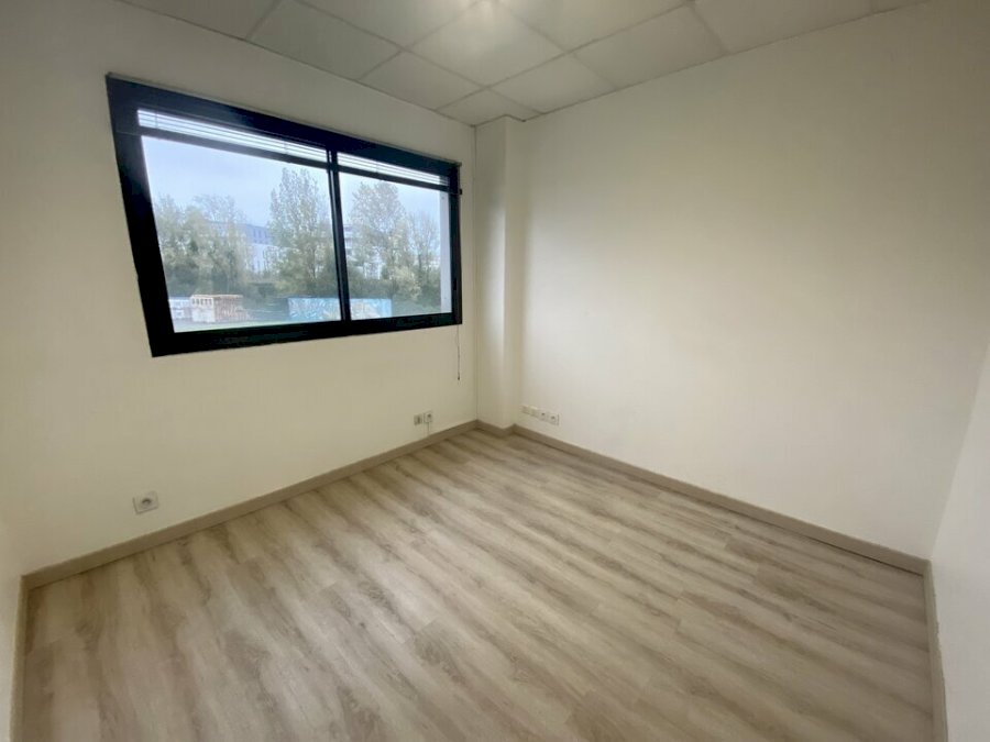 Bureau à louer 30 m² - Bordeaux