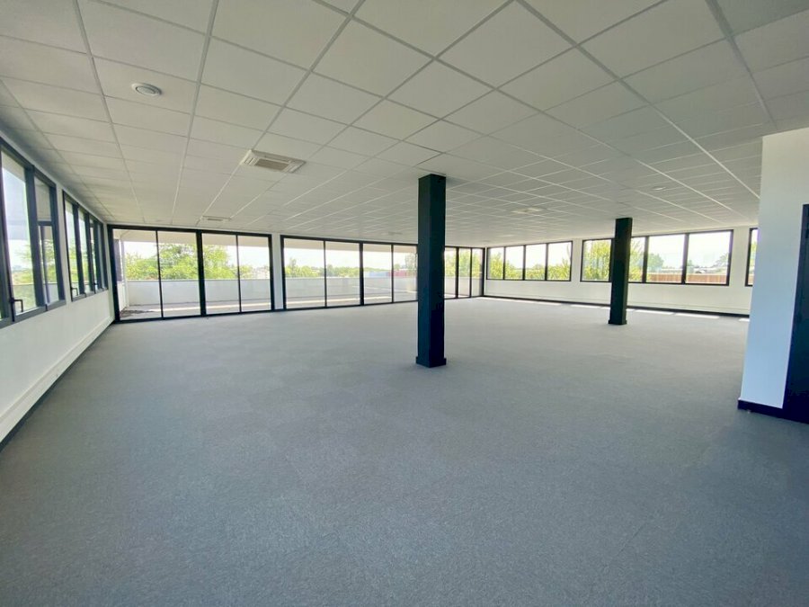 Bureau à louer 810 m² - Mérignac