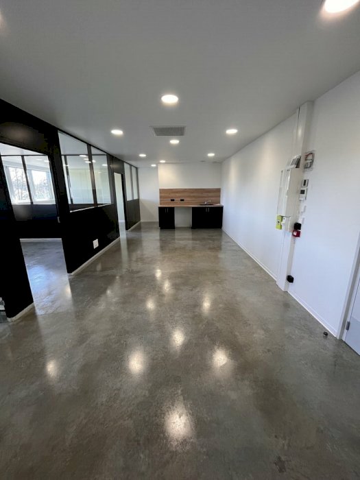 Bureau à louer 33 m² - Carbon-Blanc