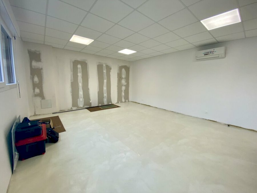 Bureau à louer 31 m² - Saint-Germain-du-Puch