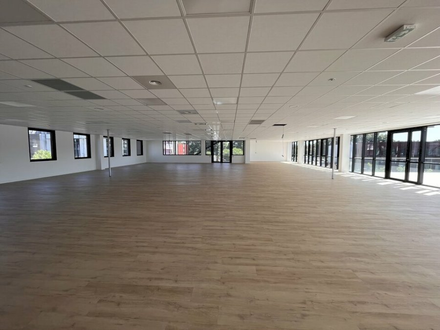 Bureau à louer 1000 m² - Mérignac
