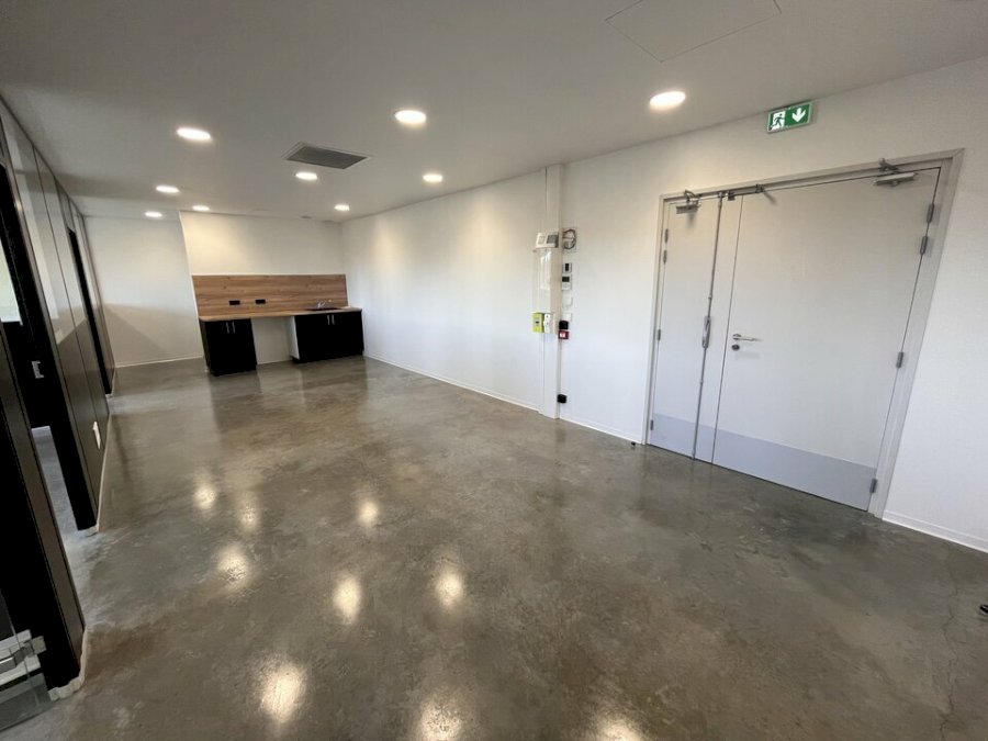 Bureau à louer 25 m² - Carbon-Blanc