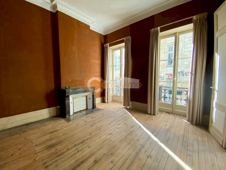 Bureau à louer 100 m² - Bordeaux