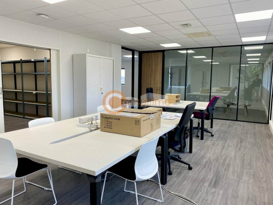 Bureau à louer 290 m² - Tresses
