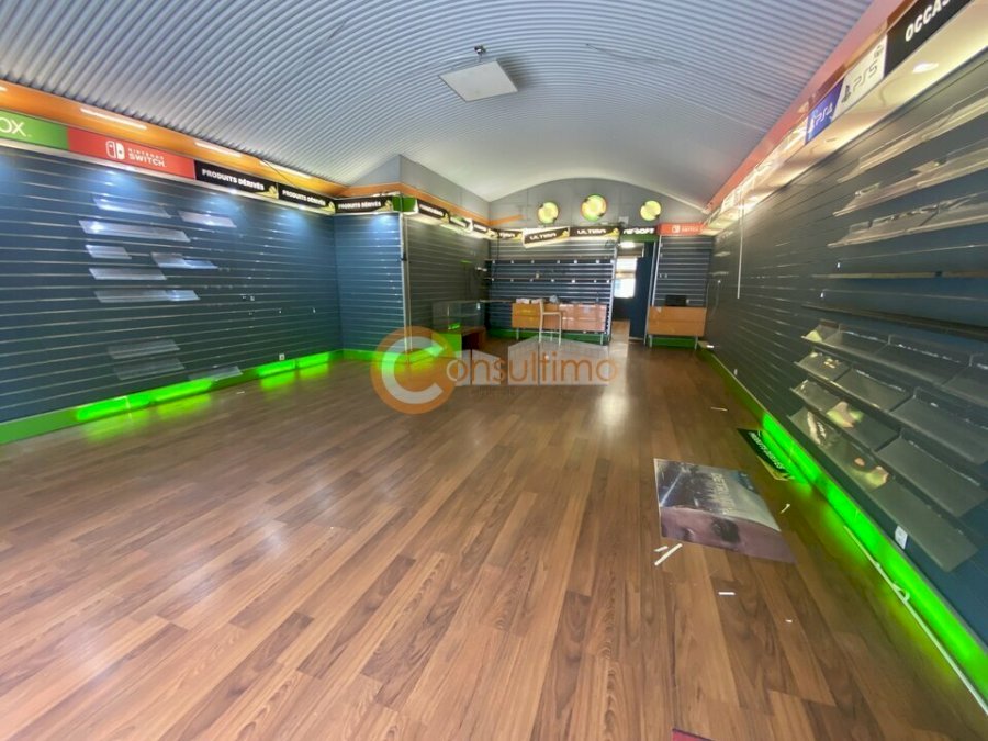 Local commercial à louer 110 m² - Libourne