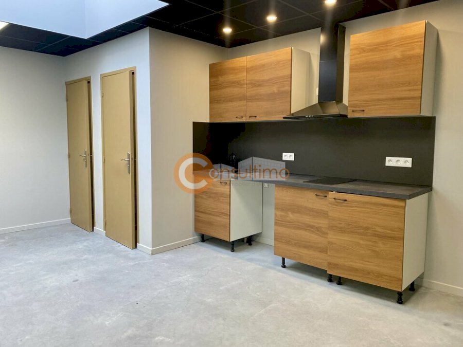 Bureau à louer 40 m² - Artigues-près-Bordeaux