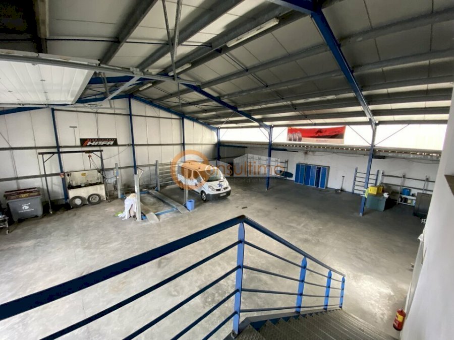 Local d'activité à louer 400 m² - La Teste-de-Buch