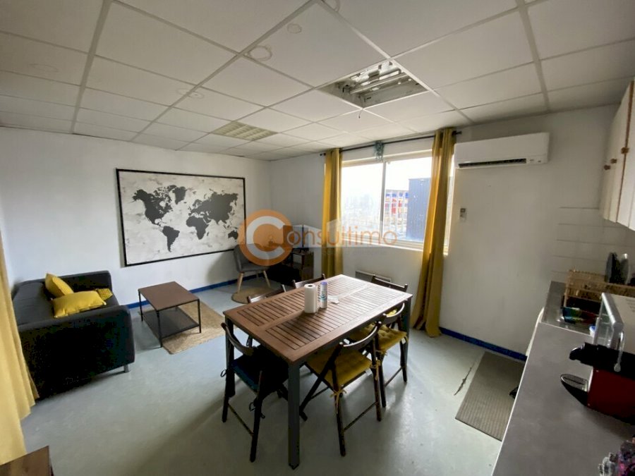 Local d'activité à louer 400 m² - La Teste-de-Buch