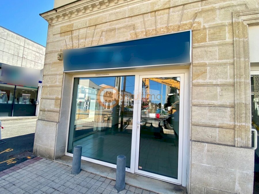 Local commercial à louer 47 m² - Eysines