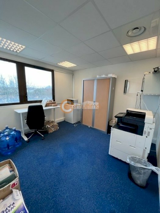 Bureau à louer 107 m² - Mérignac