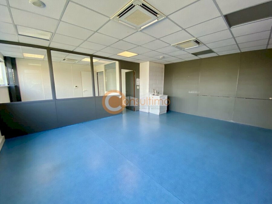 Bureau à louer 90 m² - Pessac