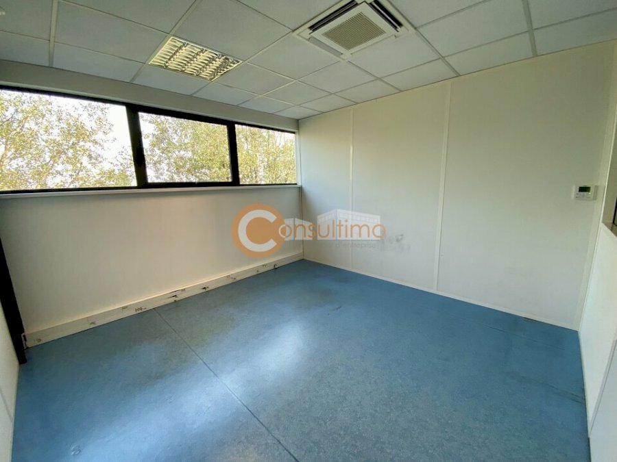 Bureau à louer 90 m² - Pessac