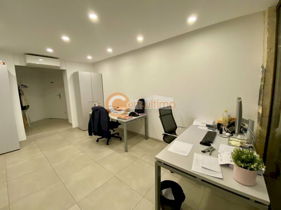Local commercial à louer 95 m² - Bordeaux