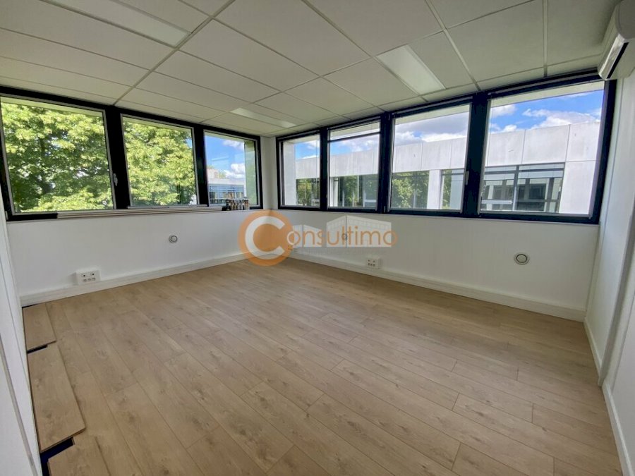 Bureau à louer 81 m² - Bordeaux