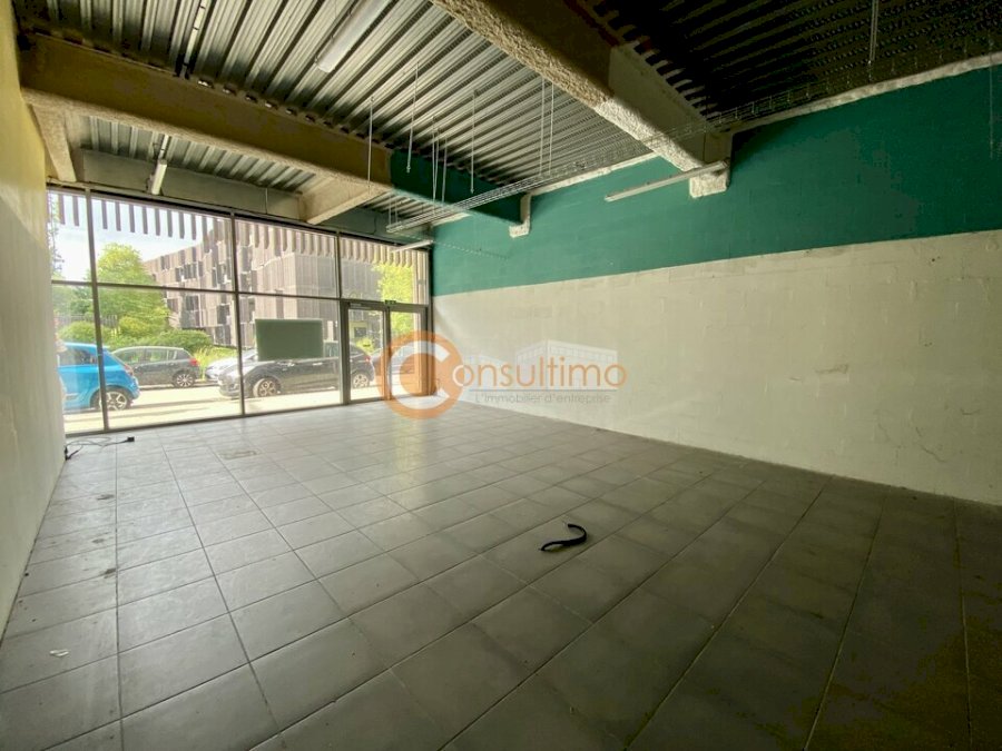 Local commercial à louer 120 m² - Bègles